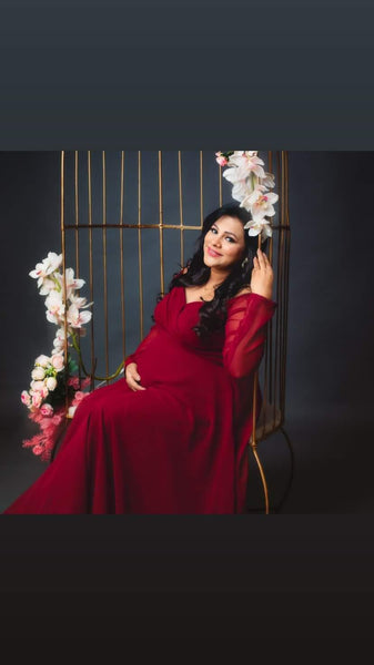 Maroon V-Neck Baby Shower Trail Gown