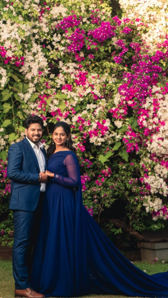 Royal-Blue Full Sleeves Pre-Wedding Trail Gown